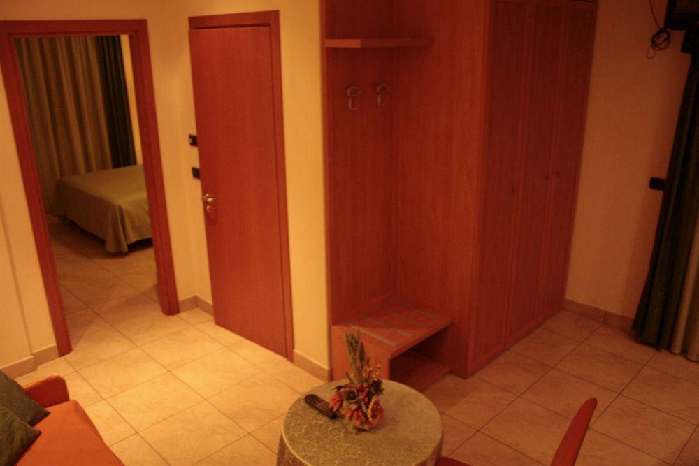 Hotel Bixio Lido di Camaiore Esterno foto