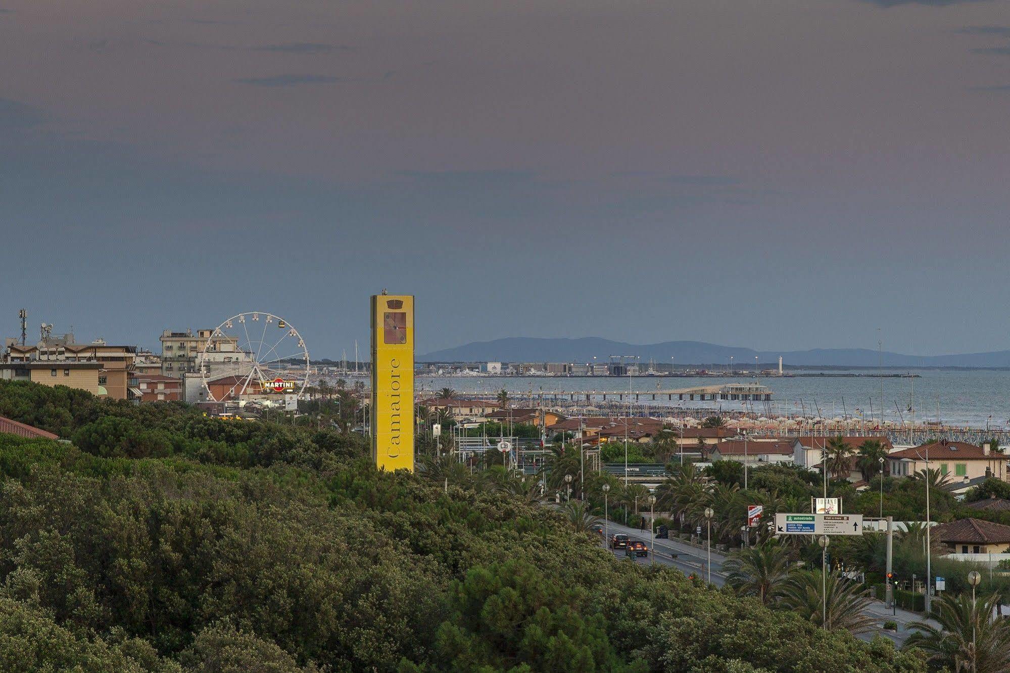 Hotel Bixio Lido di Camaiore Esterno foto