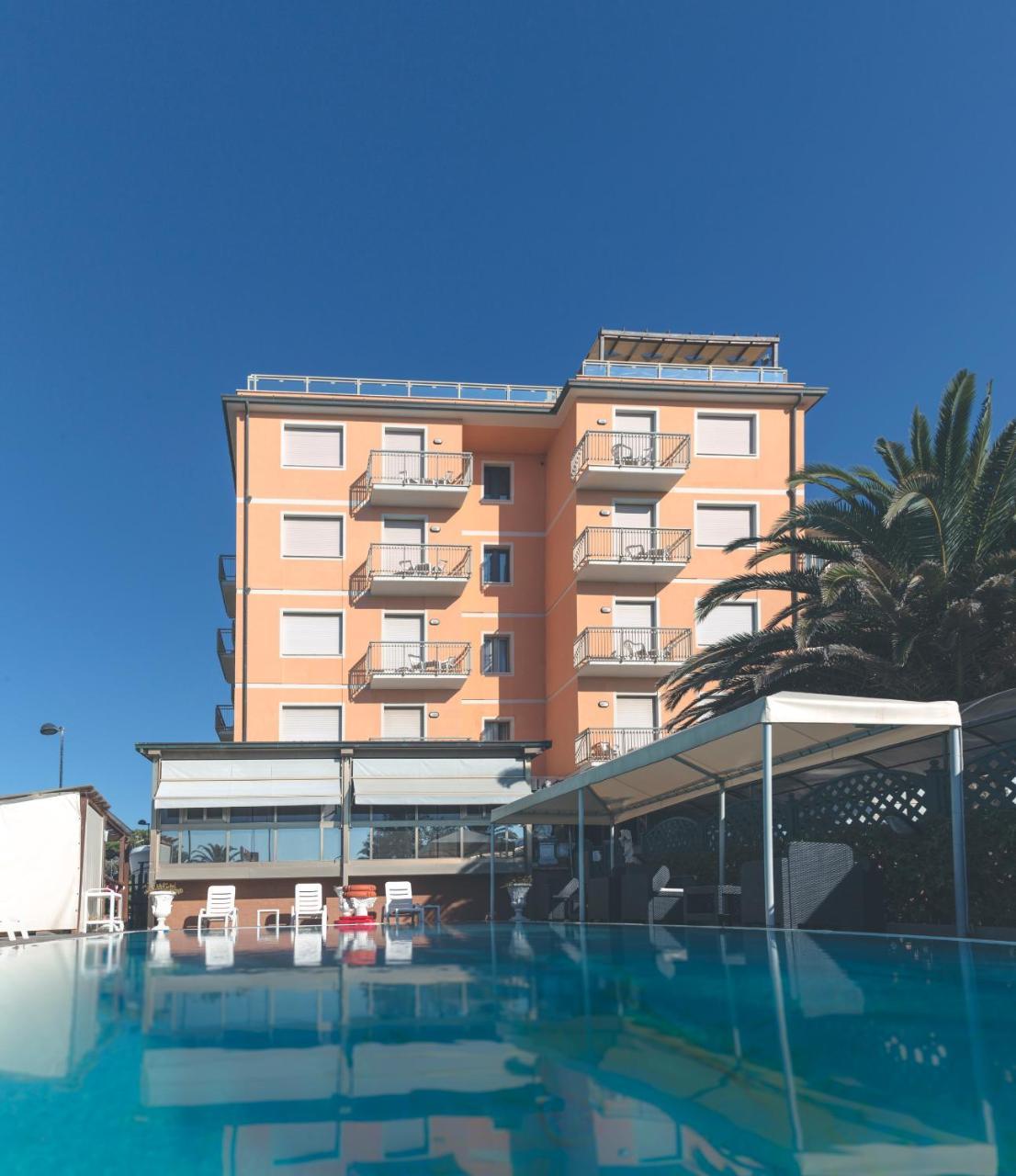 Hotel Bixio Lido di Camaiore Esterno foto